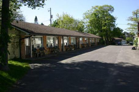 סאולט סאינטה מארי Skyline Motel מראה חיצוני תמונה